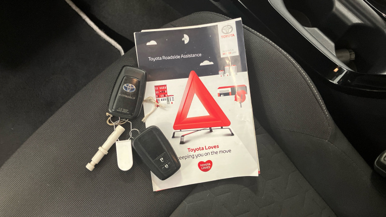 Toyota Corolla 2.0 VVT-i Hybrid Design 5dr CVT Hybrid Hatchback